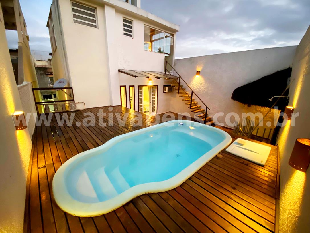 Um Sonho de 03 Quartos em Condomínio Fechado reformado Sala em 03 ambientes Olaria